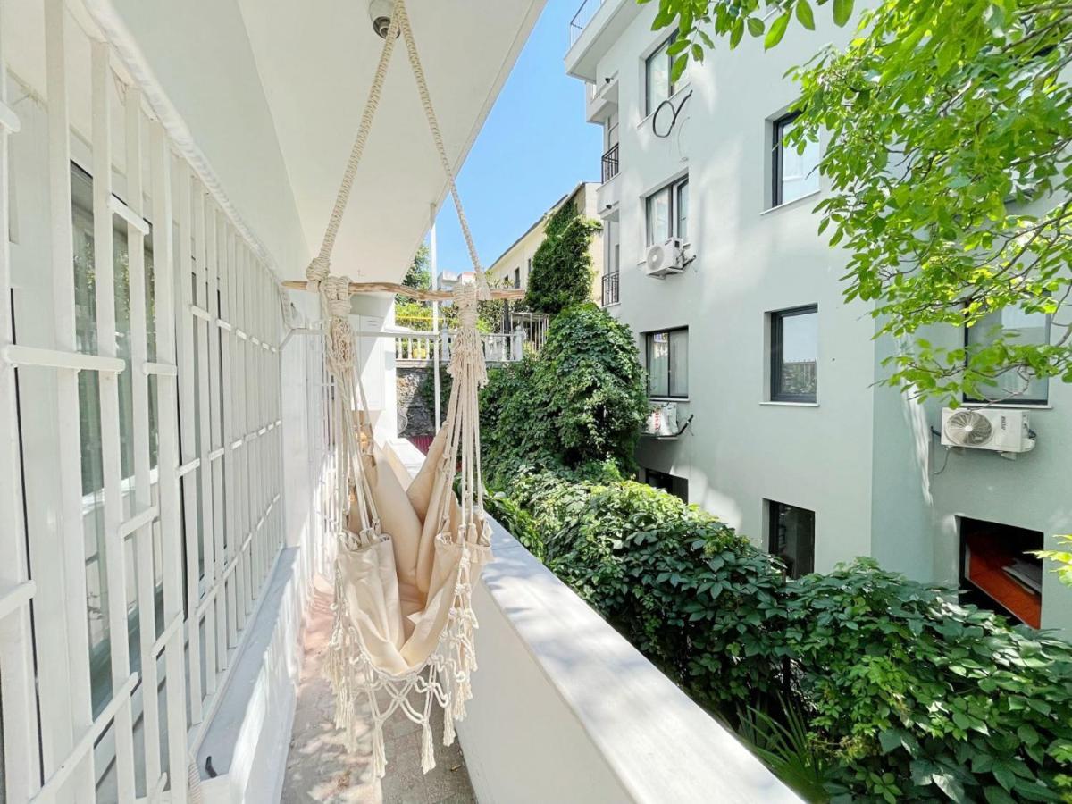 Apartment With Balcony Close To Taksim In Cihangir 이스탄불 외부 사진